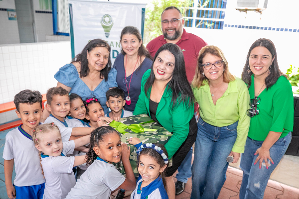Marcela Freire ganha o Quizz Dia das Crianças