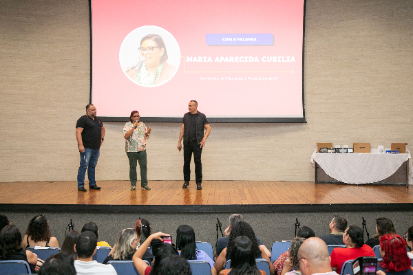 Grande Auditório do Canal da Música retoma as atividades em noite de gala